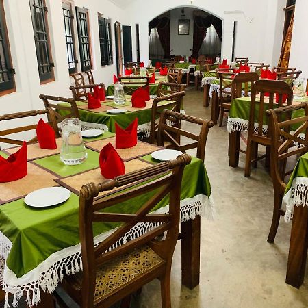 אביסוולה Randiyaepiliyagoda Resort מראה חיצוני תמונה