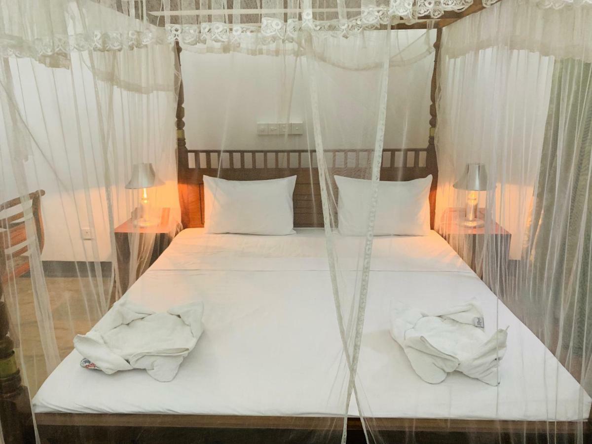 אביסוולה Randiyaepiliyagoda Resort מראה חיצוני תמונה